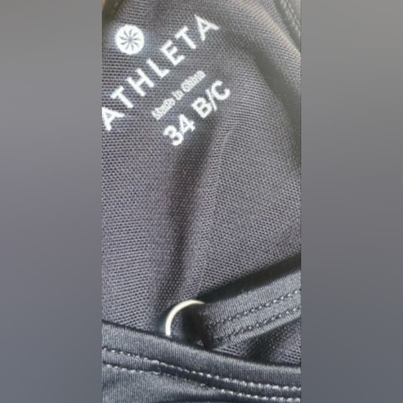 Athleta Strappy Tank With Built In Bra Size 34 B/C Black - Picture 6 of 7